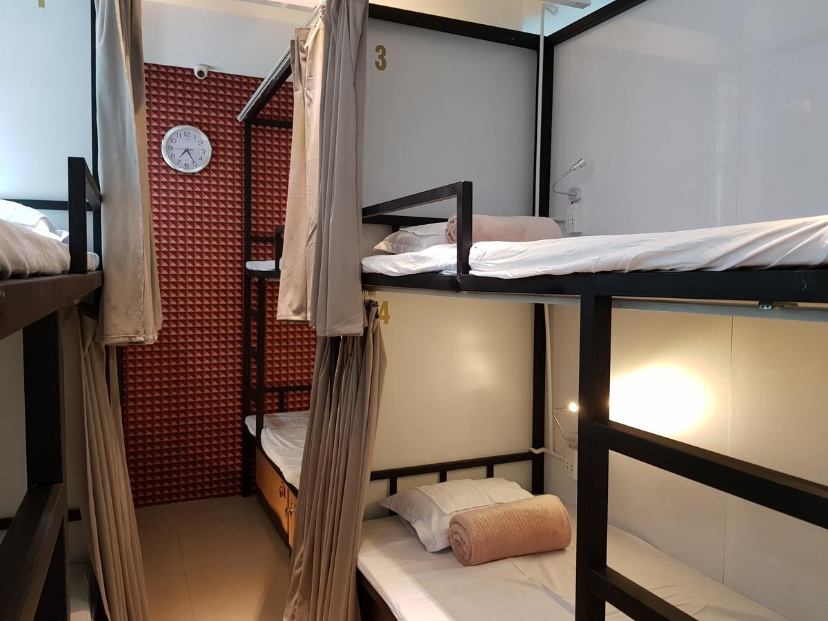 Nha Chung Capsule hotel *